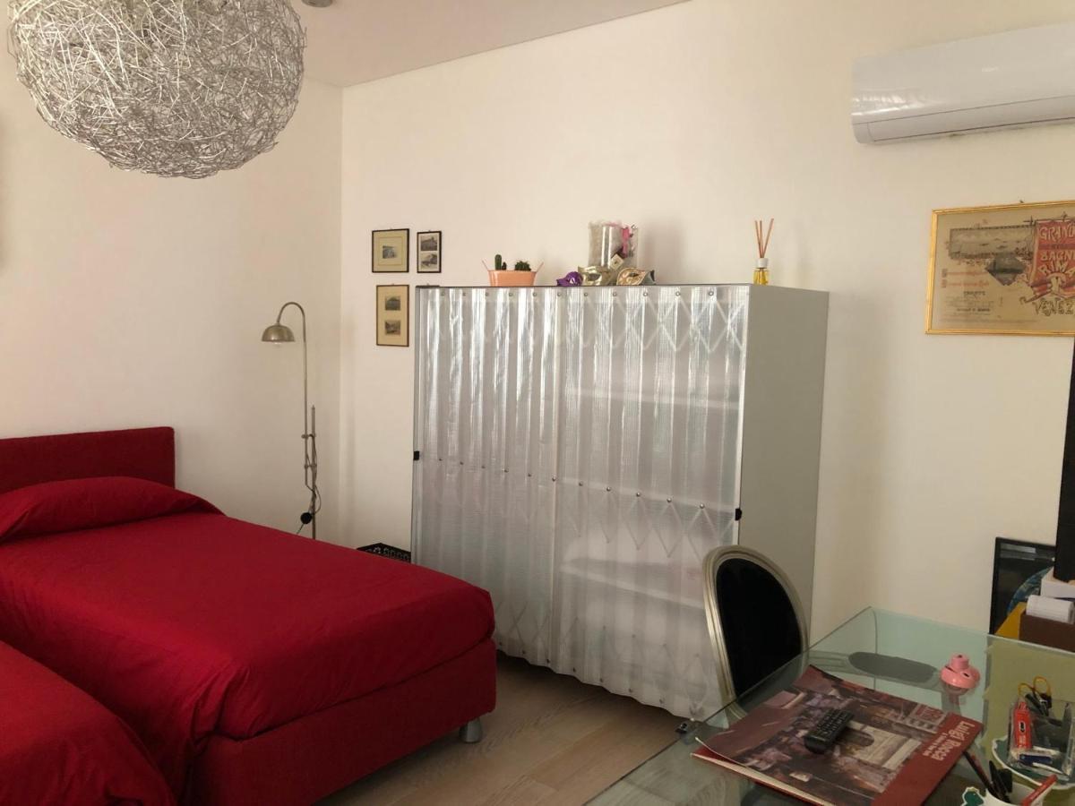 Ghetto Modern Apt For 4, Venice Apartment Exterior photo